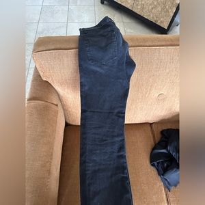 Women’s Levi jeans